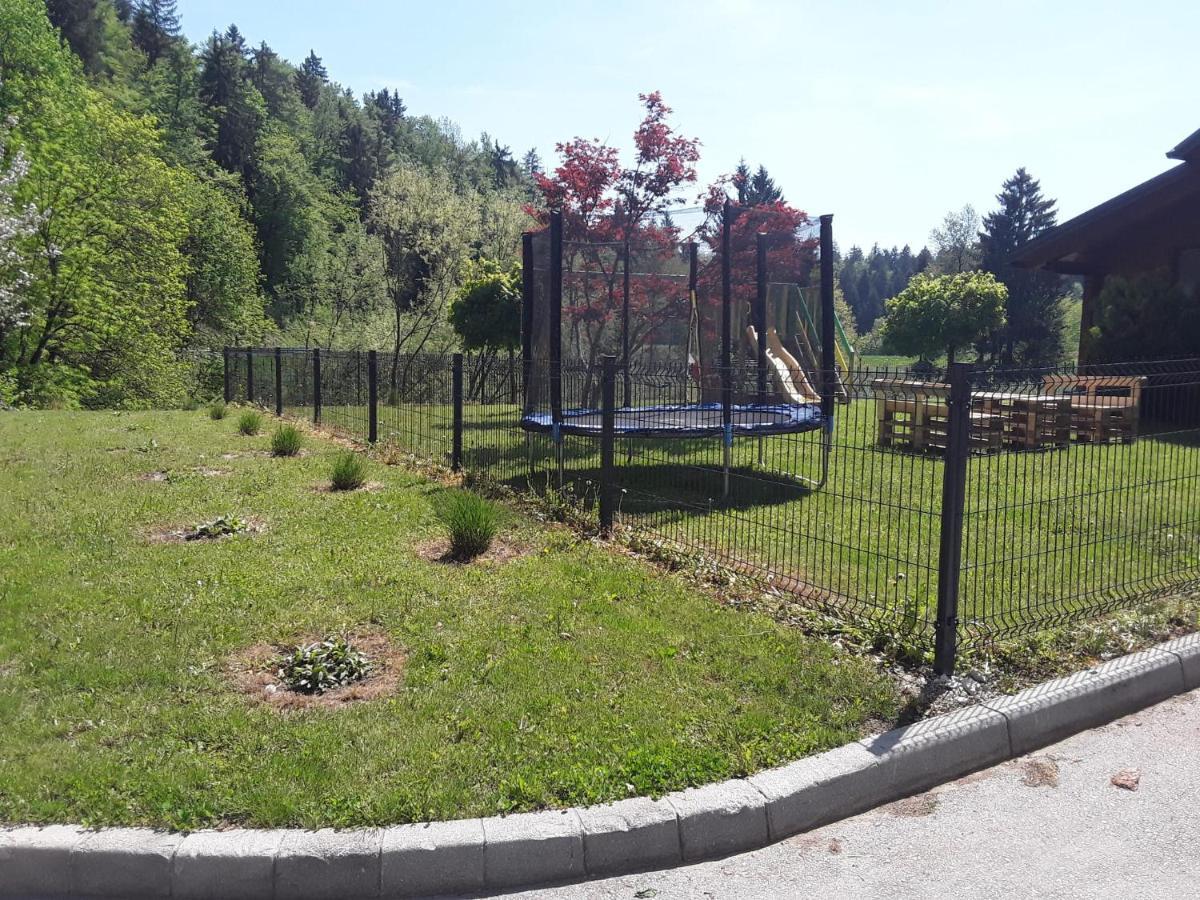 Apartmaji Tisa In Zana Rovte Exterior photo